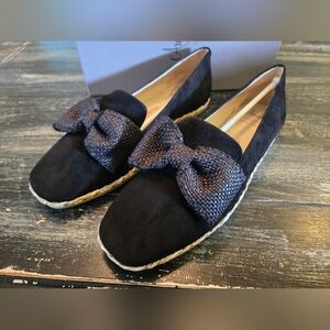 Amalfi By Rangoni "Girella" Style Camoscio Women's Flats